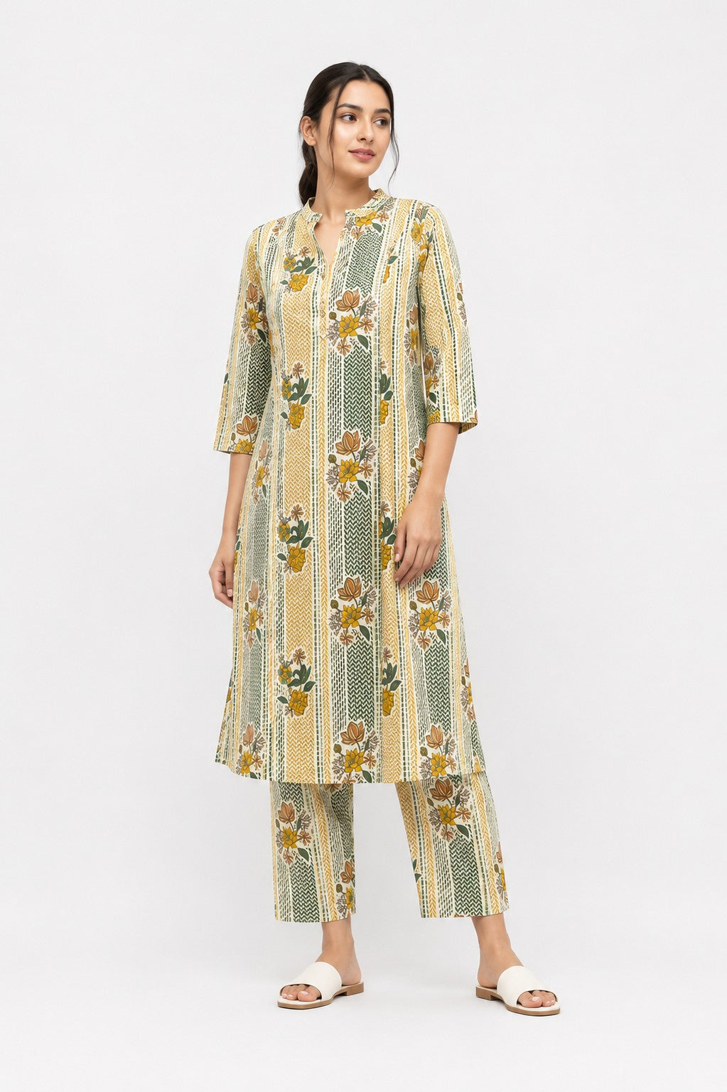 Cream Striped Floral Kurta Set - view 2
