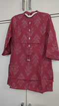 Dusty Rose Motif Print Top, red