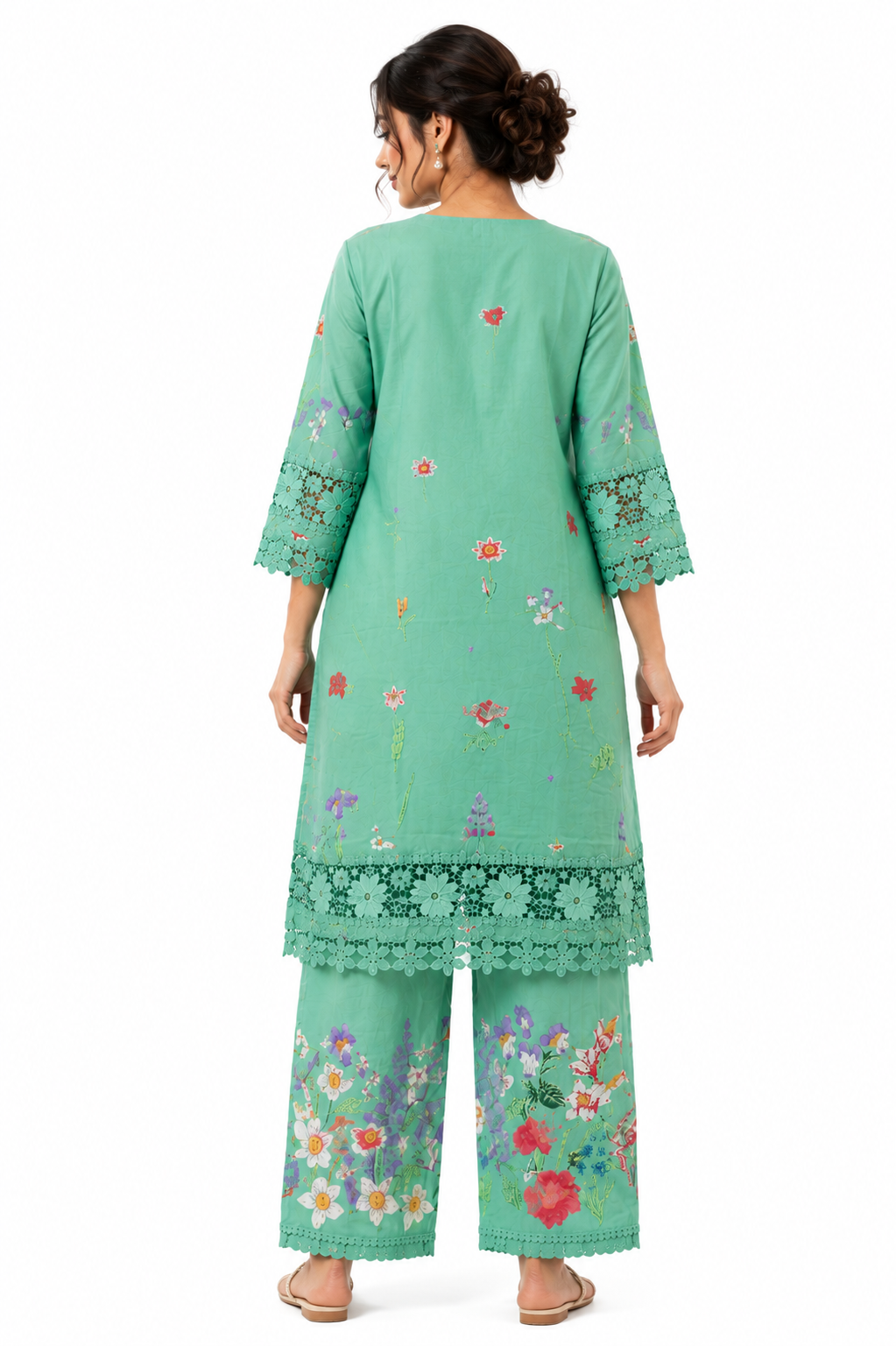 Green Floral Embroidered Kurta Set - view 4