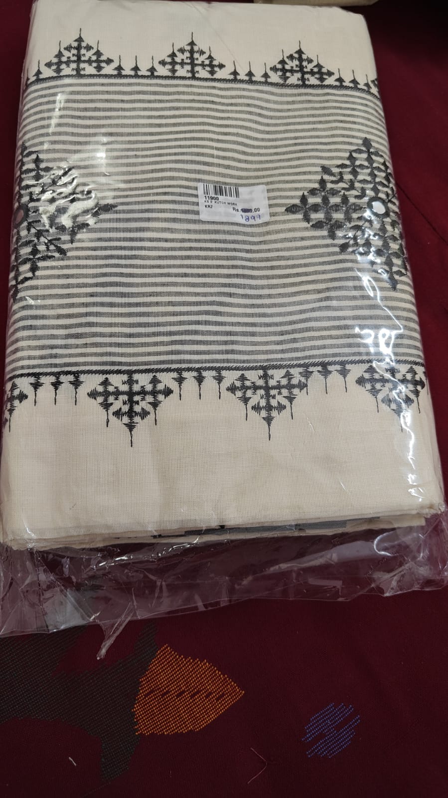 Kerala Cotton Saree with Black Kara, ivory