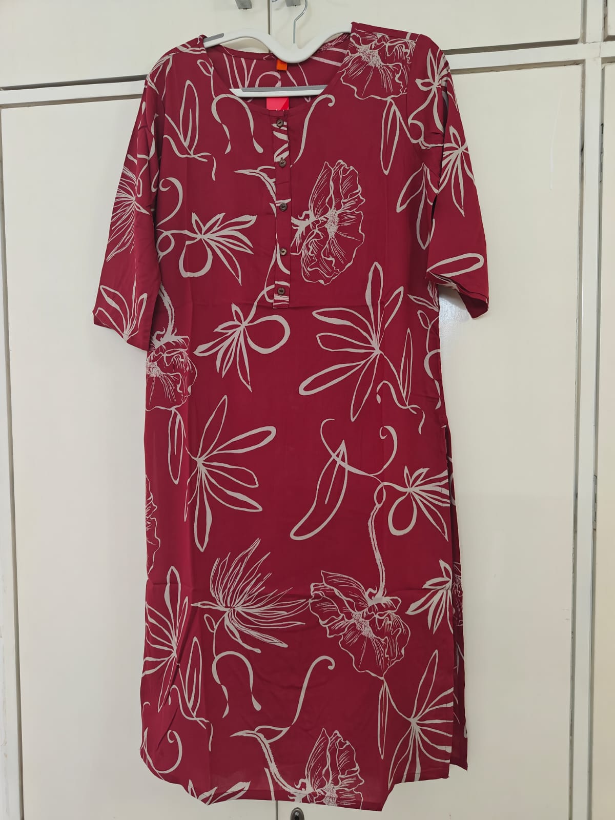 Maroon Floral Outline Kurti, maroon