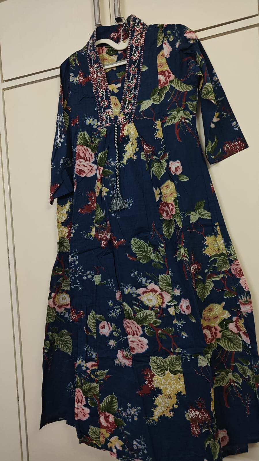 Navy Rose Print Kurta Set, blue